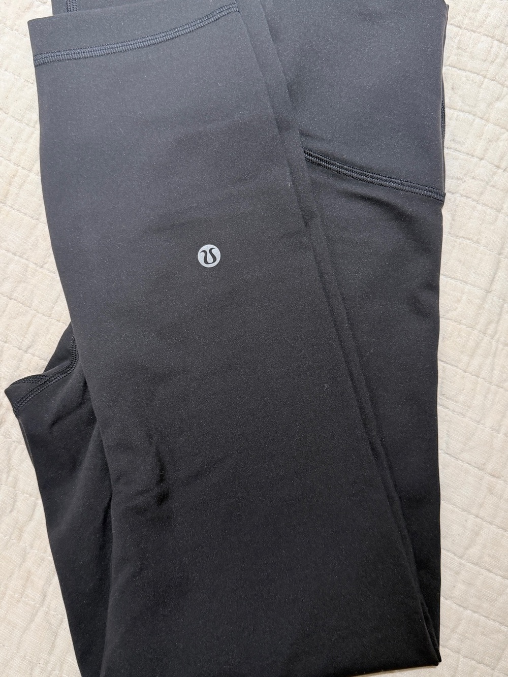 lululemon WUNDER TRAIN capri leggings